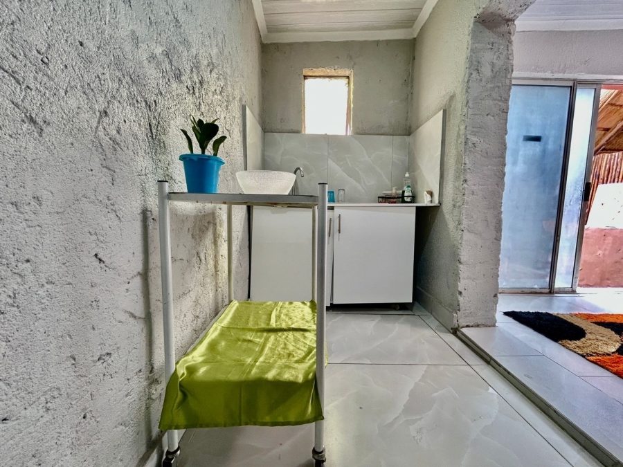 To Let 1 Bedroom Property for Rent in Bodorp North West